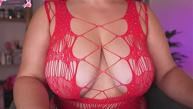 Snapshot of marrygrayes chatting on 10, 9, 2025 marrygrayes online show from 10, 9, 2025