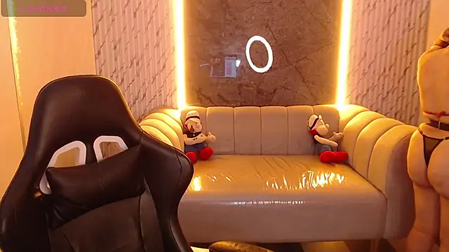 Snapshot of _Evoni_b chatting on 23, 10, 2025 Evoni b online show from 23, 10, 2025