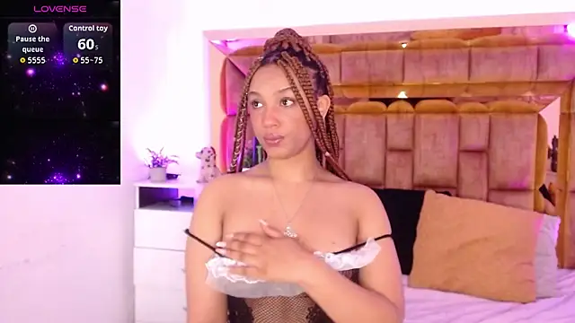 Camila Mishiima1 online show from 9, 10, 2025