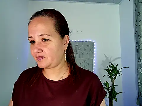 Snapshot of Gabrielajewel_ chatting on 17, 9, 2025 Gabrielajewel online show from 17, 9, 2025