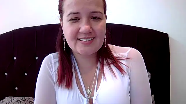 Snapshot of Gabrielajewel_ chatting on 21, 10, 2025 Gabrielajewel online show from 21, 10, 2025