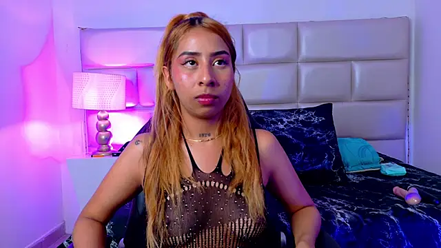 Snapshot of laila_stilwiills chatting on 12, 9, 2025 laila stilwiills online show from 12, 9, 2025