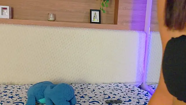 Snapshot of MeghanMure chatting on 3, 3, 2026 MeghanMure online show from 3, 3, 2026