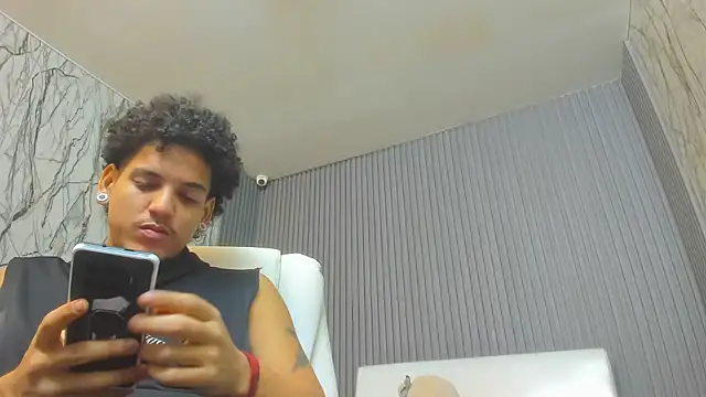 Xfire boy69 online show from 4, 2, 2026