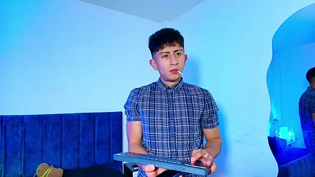 Snapshot of Andy_Justgame chatting on 3, 12, 2025 Andy Justgame online show from 3, 12, 2025