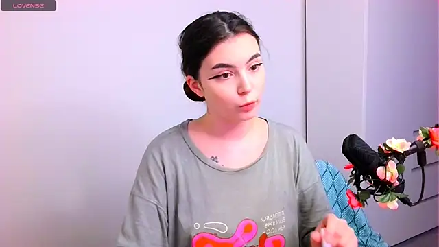 peachyness online show from 1, 12, 2025