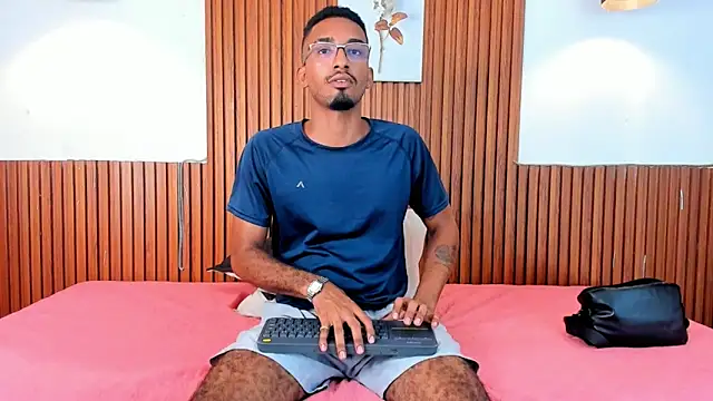 Darwin mayo online show from 12, 9, 2025