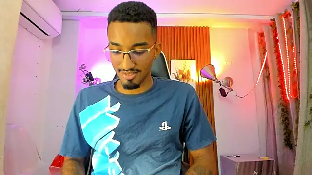 Darwin mayo online show from 3, 10, 2025