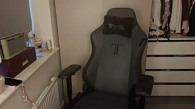 Lilly-Luscious online show from 9, 2, 2026