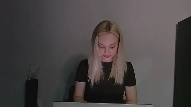 Lia noo regrets online show from 19, 4, 2026