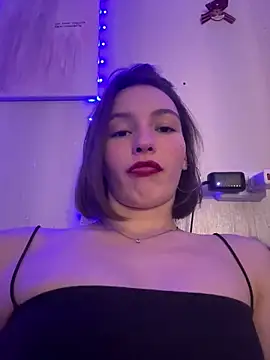 ZariaFlame online show from 2, 11, 2025