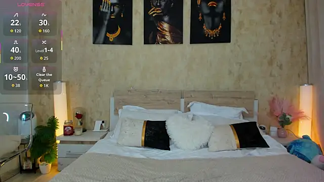 Snapshot of ParissHiltonX chatting on 28, 10, 2025 ParissHiltonX online show from 28, 10, 2025