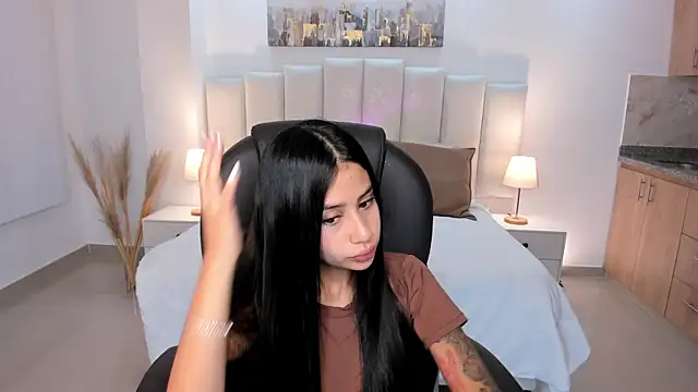 miranda crawfor online show from 24, 10, 2025