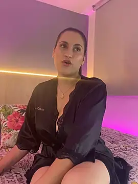 Atenea Clerk online show from 27, 3, 2026