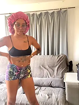 Snapshot of anasasuga chatting on 3, 11, 2025 anasasuga online show from 3, 11, 2025