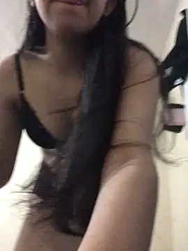 Snapshot of ashleyy20 chatting on 1, 11, 2025 ashleyy20 online show from 1, 11, 2025