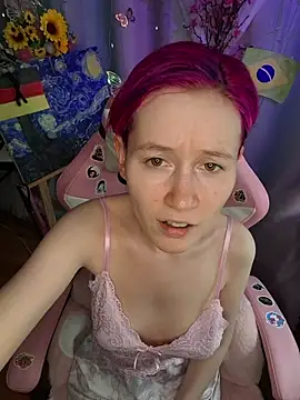 Snapshot of Fuzzy_Unicorn chatting on 17, 7, 2026 Fuzzy Unicorn online show from 17, 7, 2026