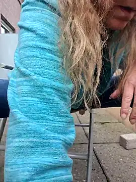 HotWifeLyn68 online show from 4, 11, 2025