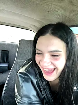 Snapshot of MiraReach chatting on 27, 9, 2025 MiraReach online show from 27, 9, 2025