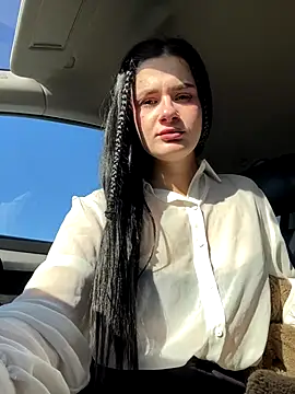 Snapshot of MiraReach chatting on 17, 10, 2025 MiraReach online show from 17, 10, 2025