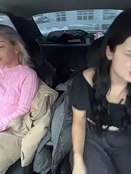 Snapshot of MiraReach chatting on 25, 11, 2025 MiraReach online show from 25, 11, 2025