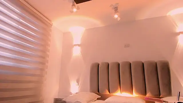 Snapshot of AlliceLover chatting on 7, 1, 2026 AlliceLover online show from 7, 1, 2026