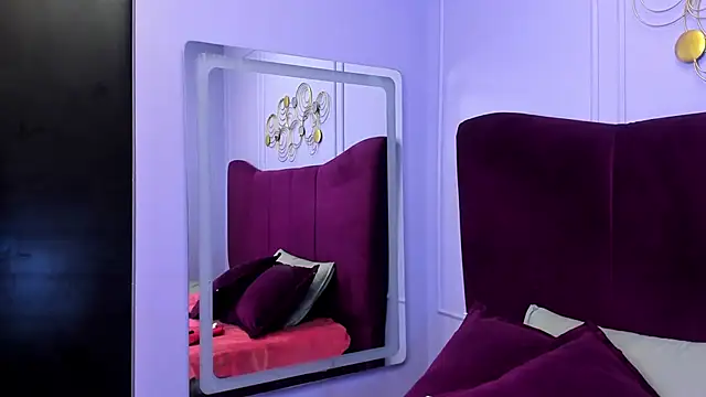 EmmaEbony  online show from 9, 2, 2026