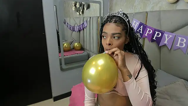 EmmaEbony  online show from 11, 3, 2026