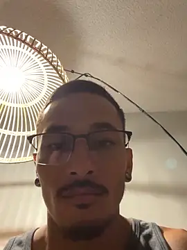 Snapshot of tanjir020 chatting on 16, 9, 2025 tanjir020 online show from 16, 9, 2025