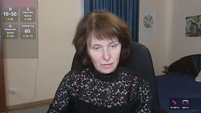 Lia Tito online show from 4, 10, 2025