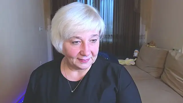 Milana Milky online show from 2, 11, 2025