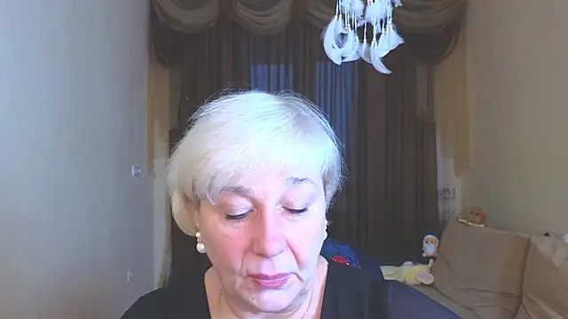 Milana Milky online show from 17, 11, 2025