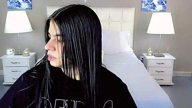 maddissonivanova online show from 23, 9, 2025