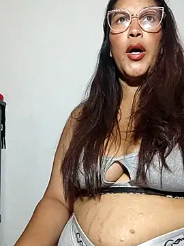 Ivy horse  online show from 8, 3, 2026