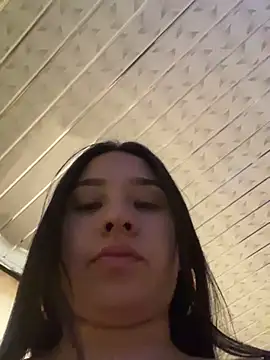 Snapshot of BELLAALEJA chatting on 12, 9, 2025 BELLAALEJA online show from 12, 9, 2025