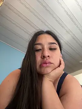 Snapshot of BELLAALEJA chatting on 28, 9, 2025 BELLAALEJA online show from 28, 9, 2025