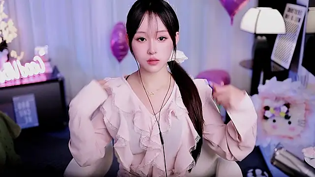 coward by online show from 13, 4, 2026