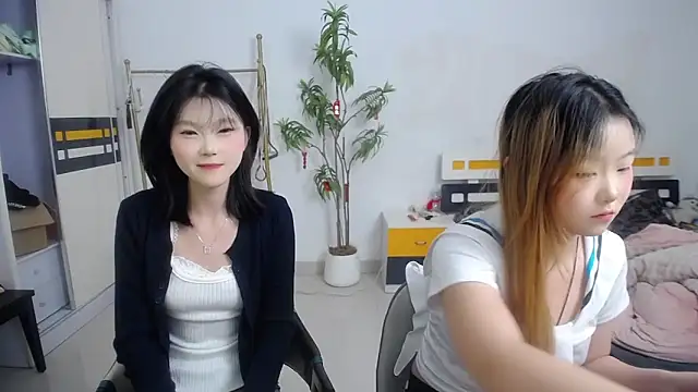 Babygirls523 online show from 25, 9, 2025