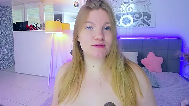 Snapshot of AshleyJoness chatting on 16, 11, 2025 AshleyJoness online show from 16, 11, 2025