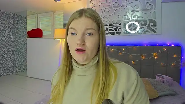 Snapshot of AshleyJoness chatting on 15, 12, 2025 AshleyJoness online show from 15, 12, 2025