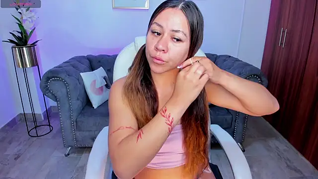 Brandy priscot online show from 27, 9, 2025