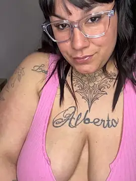 Snapshot of valen1891 chatting on 19, 9, 2025 valen1891 online show from 19, 9, 2025