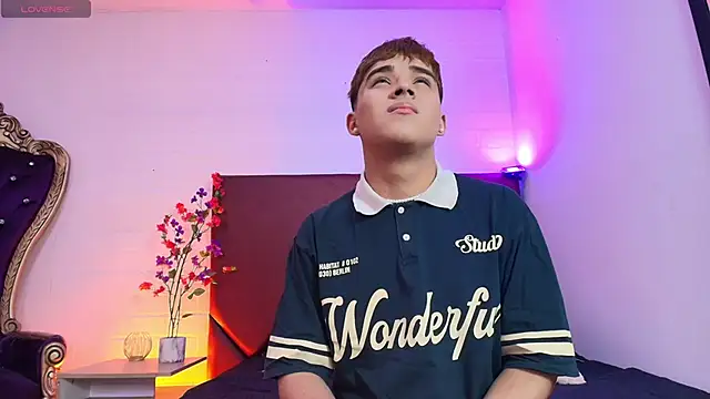 Lucass love online show from 10, 4, 2026