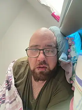 mrandmrsdarkside online show from 16, 3, 2026