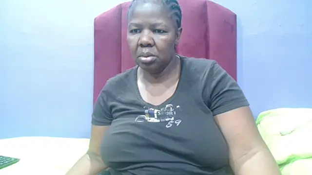 NaughtyChubbyZoe online show from 26, 11, 2025