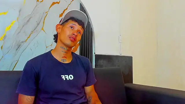 Snapshot of Asthondream_ chatting on 30, 11, 2025 Asthondream online show from 30, 11, 2025