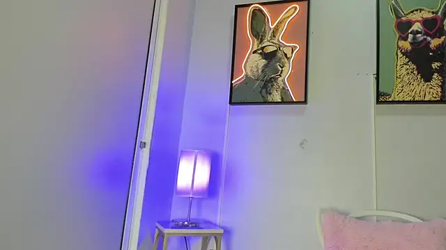 dulce fiore07 online show from 14, 4, 2026