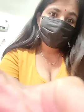 Snapshot of MISS_RIYA14 chatting on 2, 11, 2025 MISS RIYA14 online show from 2, 11, 2025