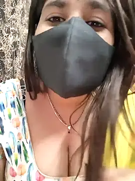 Snapshot of MISS_RIYA14 chatting on 16, 11, 2025 MISS RIYA14 online show from 16, 11, 2025