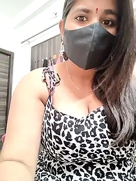 Snapshot of MISS_RIYA14 chatting on 20, 11, 2025 MISS RIYA14 online show from 20, 11, 2025